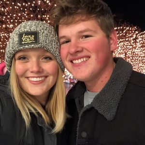 Meet your Posher, Liz